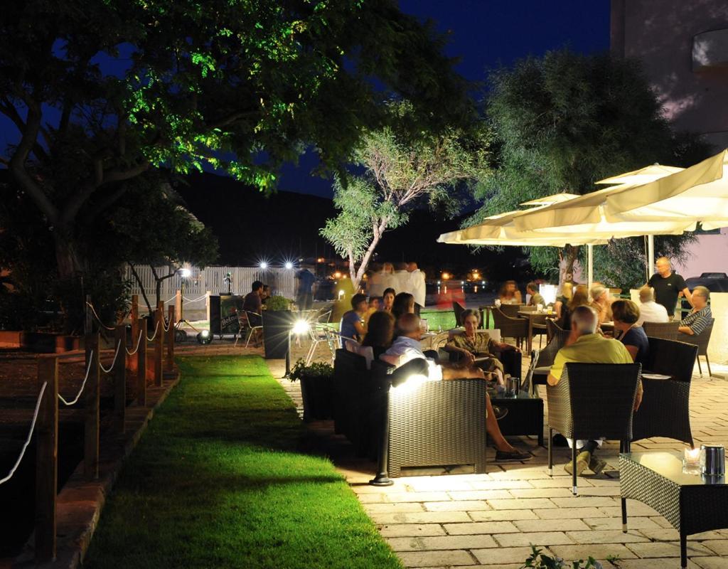בוסה מרינה Sporting Hotel Stella Maris מראה חיצוני תמונה